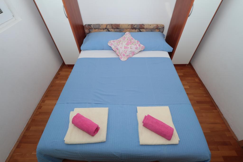 Central Beach Apartment Makarska Chambre photo